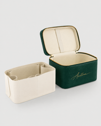 Beauty Case The Simple Avocado Aestina, goldenes Logo, Foto 5